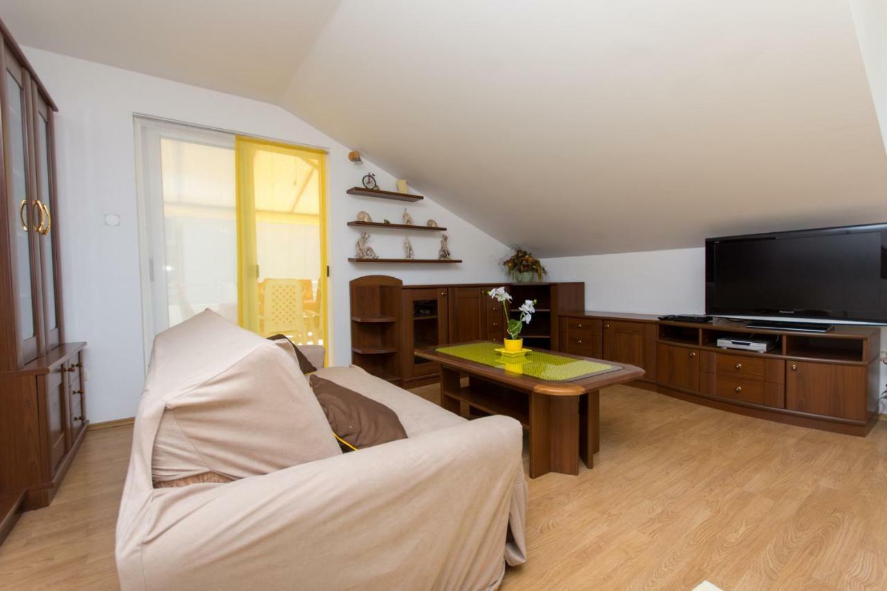 Apartmani Zana Okrug Gornji Exterior foto
